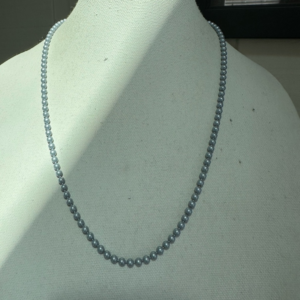 Two ball style necklaces black and steel blue - Picture 4 of 8